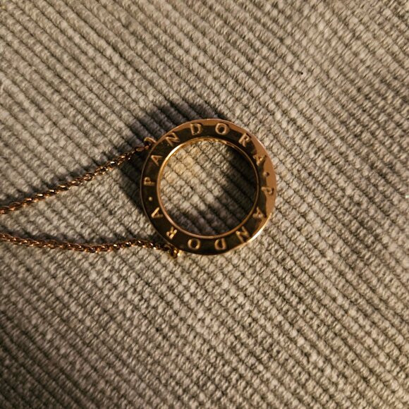 Pandora Logo Pavé Circle Collier Necklace - Picture 11 of 11